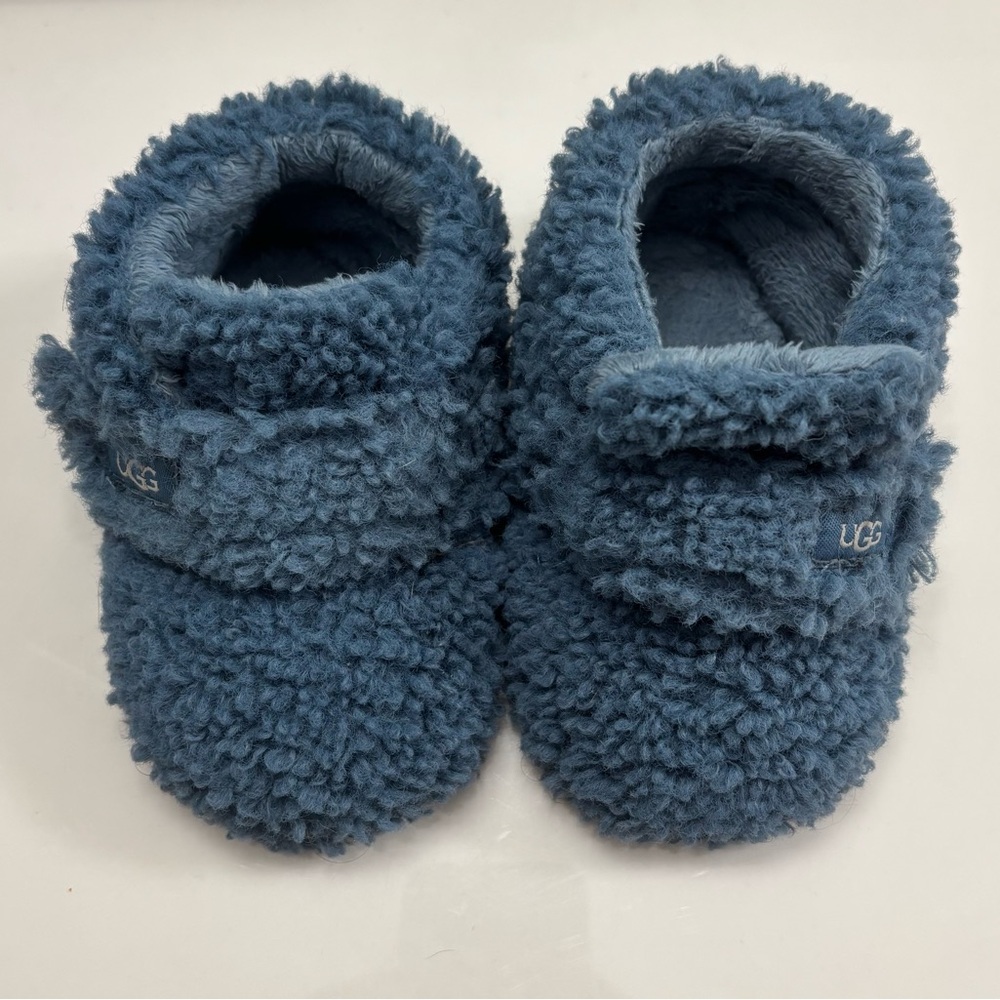 UGG Baby Bixbee Cozy Booties Baby Size 4-5 (12-18 months)